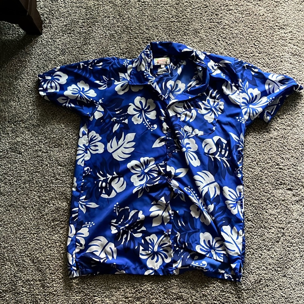 Blue hawian Waikiki button up shirt